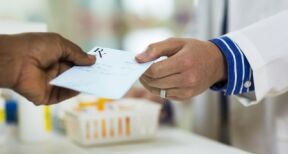 Pharmaciens : des nouveautés pour vérifier et signaler une fausse ordonnance