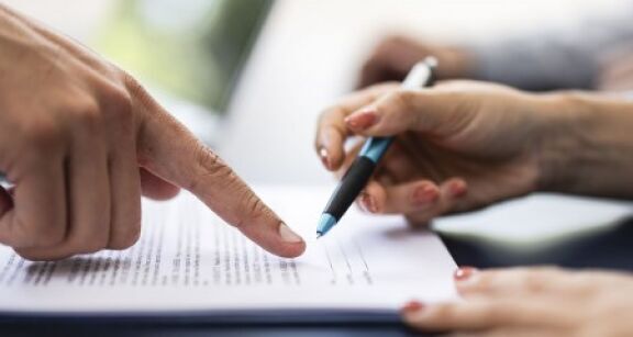 Devoir de mise en garde de la banque à l’égard d’une caution « non avertie »