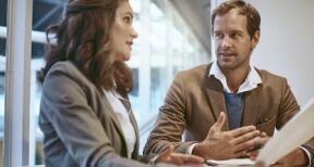 Renonciation du conjoint commun en biens d’un associé à la qualité d’associé