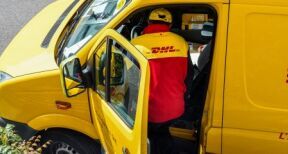 DHL acquiert un spécialiste de la messagerie pour la biopharmacie