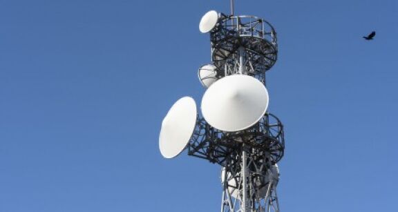 Un simulateur d’exposition aux champs électromagnétiques de téléphonie mobile