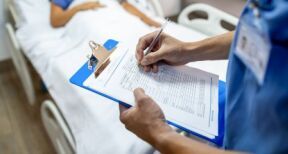 Infirmiers : établissement des certificats de décès