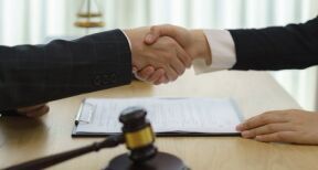 Professionnels du droit : activité de consultation juridique