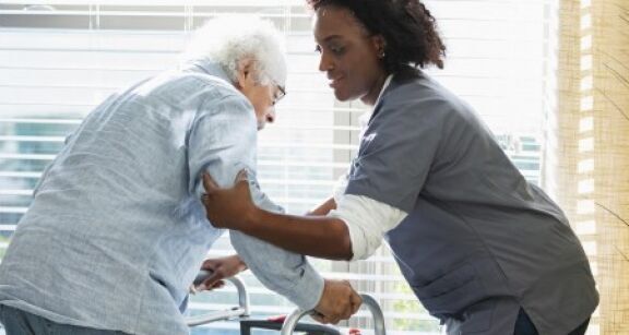 Santé, social et médico-social : recours au contrat de travail temporaire