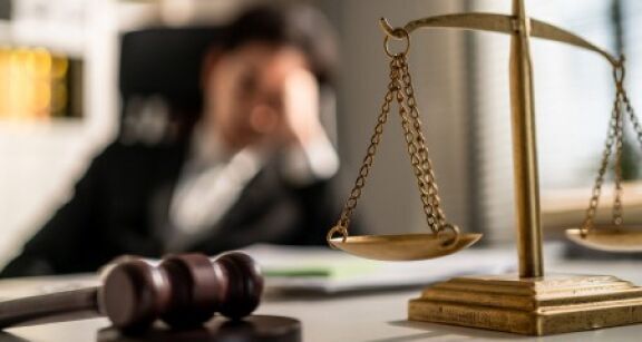 Avocats : aide juridictionnelle en cas de représentation de plusieurs personnes