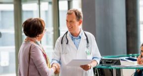 Professionnels de santé : une loi pour renforcer leur sécurité