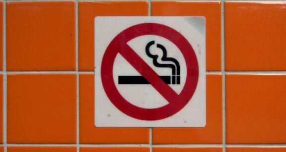Enseignement, sport et social : interdiction de fumer