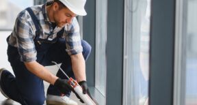 Face à la crise, l’emploi fait de la résistance