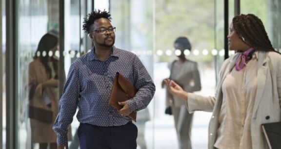 Pas d’indemnités de rupture pour le salarié réintégré !