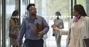 Pas d’indemnités de rupture pour le salarié réintégré !