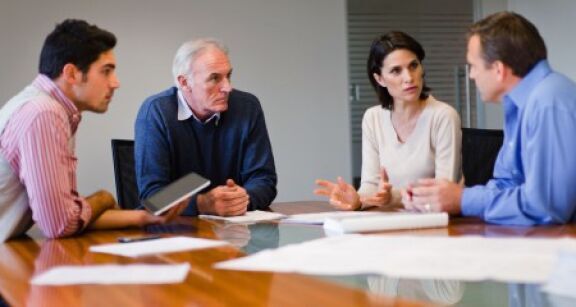 Pouvoir de licencier dans une association