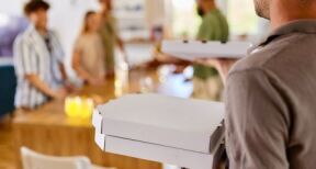 Les Européens ont réduit leurs visites au restaurant mais dépensent plus