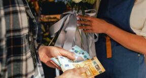 Moyens de paiement : les espèces séduisent en période de crise