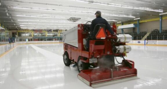 Sport : responsabilité de l’association gérant une patinoire