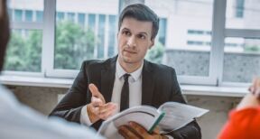 La demande de retrait d’une société civile d’un époux qui en est associé