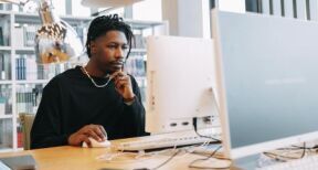 Le lieu de travail prévu dans le contrat peut-il être modifié ?