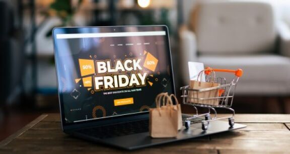 Les Français vont profiter du Black Friday pour leurs achats de Noël