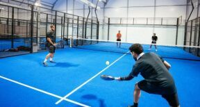 Explosion du padel en France : infrastructures saturées et marché en plein essor