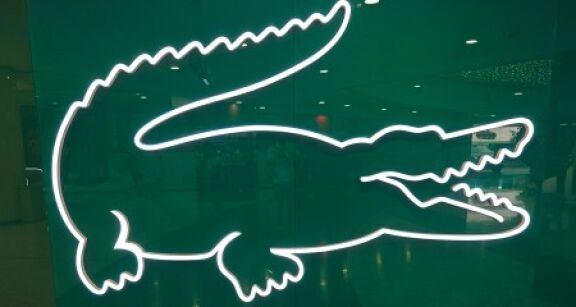 Ouverture du premier Café Lacoste à Paris