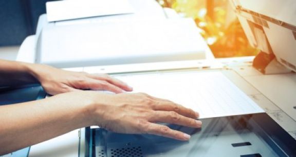 Numérisation des factures papier : c’est permis !