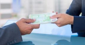 Débiteur d’une entreprise en liquidation judiciaire : réglez votre dette au liquidateur !