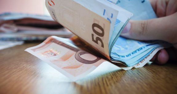 Quels sont les montants autoris&eacute;s pour des paiements en esp&egrave;ces ?