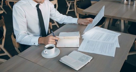 Le dirigeant de soci&eacute;t&eacute; peut-il b&eacute;n&eacute;ficier des titres-restaurant ? 