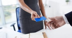 L’usage du nom d’un ancien associé dans la dénomination d’une SCP