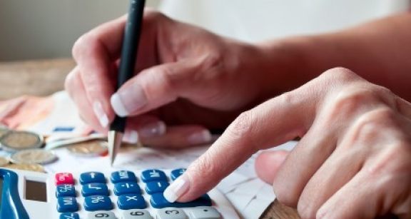 Une hausse de la CSG compensée par des baisses de cotisations salariales