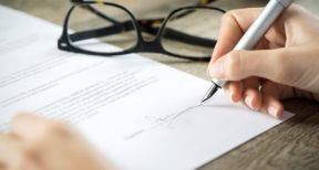 Quand un cautionnement est rédigé par la secrétaire du dirigeant