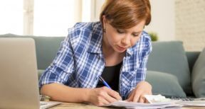 Cotisations des exploitants agricoles calculées sur le revenu estimé : les sanctions suspendues