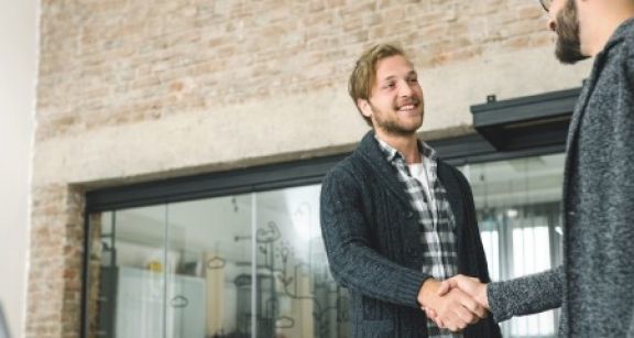 Des contrats aidés aux parcours emploi compétences