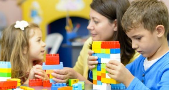 Activité d’une association reprise par une commune : quel est le sort réservé aux salariés ?