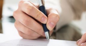 Erreur dans la mention manuscrite d’un cautionnement : quelles conséquences ?