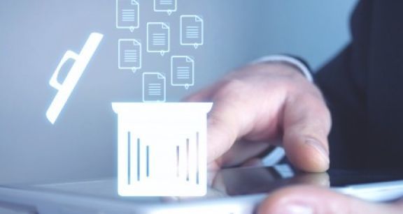 Réseaux sociaux : faire le ménage dans ses vieux posts