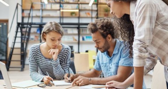 Jeun’Est : un nouveau dispositif pour soutenir les jeunes porteurs de projets