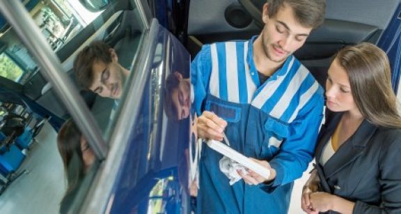 Garagistes : vous devez informer vos clients de la possibilité d’utiliser des pièces recyclées