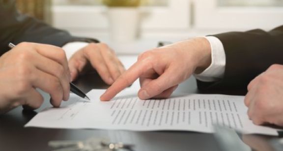 Bail d’habitation : suppression de la mention manuscrite pour l’acte de cautionnement