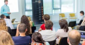 Franchise : le droit de créer et de participer à une association de défense des membres du réseau