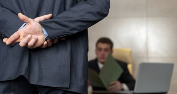 Mentir à une banque pour obtenir un prêt n’est pas une bonne idée !