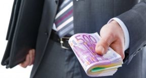 Mécénat d’entreprise : déclaration des dons excédant 10 000 €
