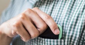 Téléphones portables : trop près du corps, certains appareils peuvent être nocifs !