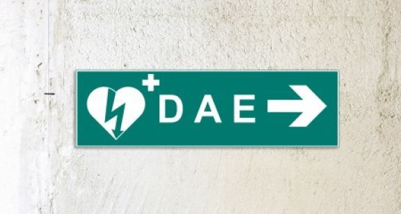 Des défibrillateurs obligatoires dans les locaux associatifs !