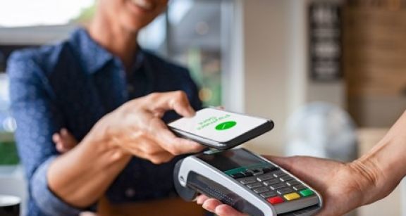 Paiement sans contact : la carte encore privilégiée