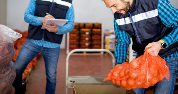 Dons aux associations et régularisation de TVA