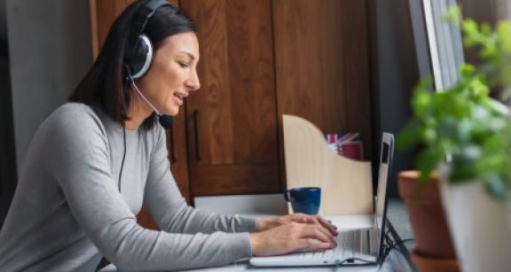 Apprendre des langues étrangères grâce aux formations en ligne