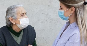 Le congé de proche aidant désormais indemnisé