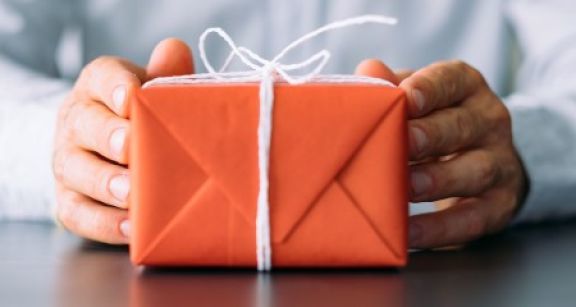 Récupération de la TVA sur les cadeaux d’affaires : un nouveau seuil à partir de 2021 !