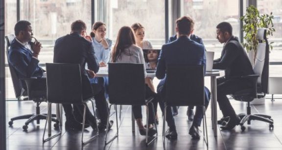 Réunion des AG et des organes des sociétés : les règles dérogatoires encore prorogées !