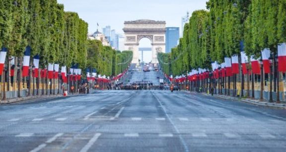 Jour férié du 14 juillet : c’est le moment de vous organiser !